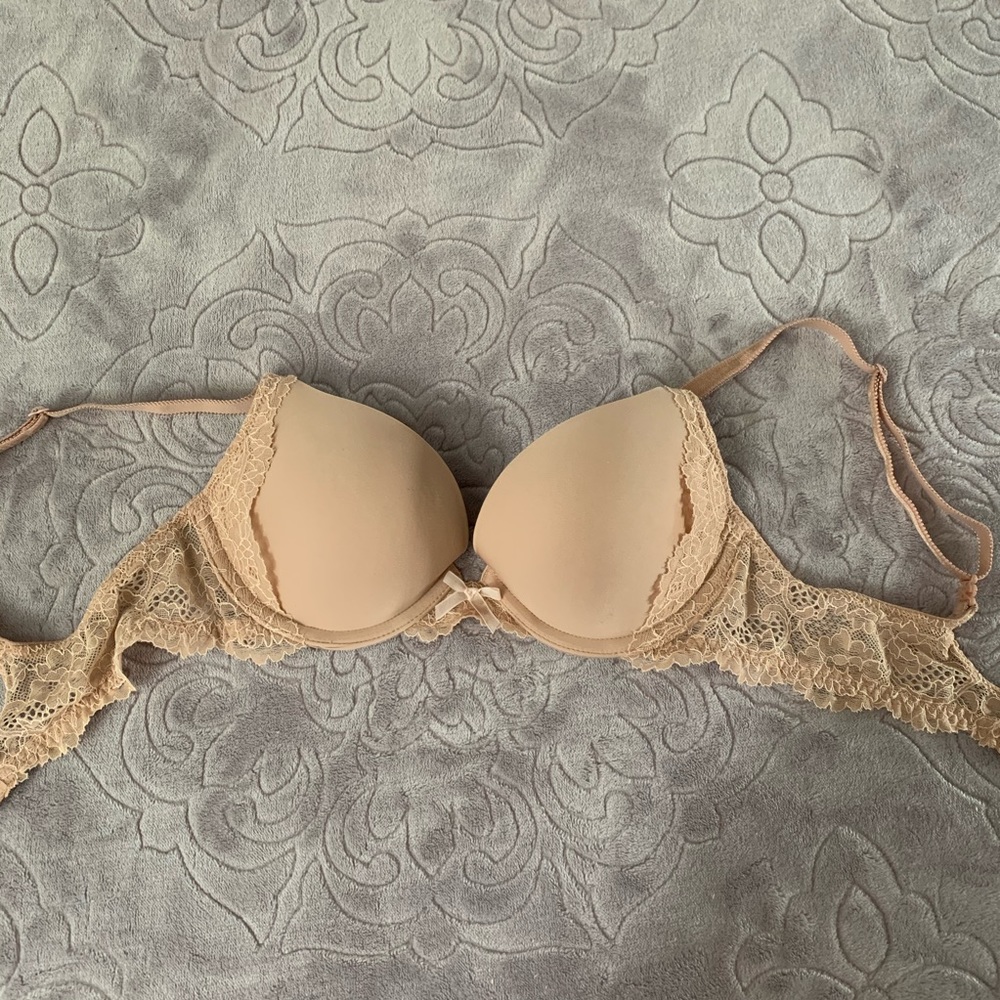 Beige Victoria’s Secret Bra